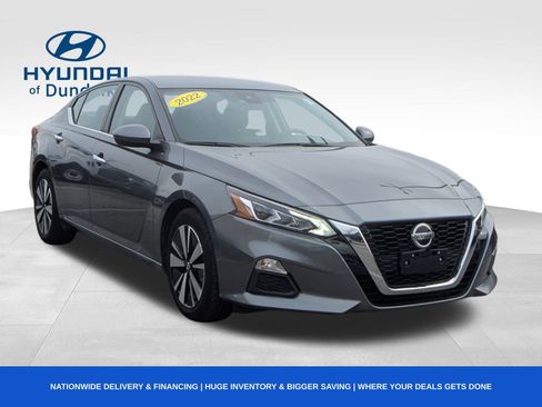 Used 2022 Nissan Altima 2.5 SV image 3
