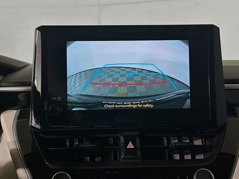 Used 2025 Toyota Corolla LE image 24