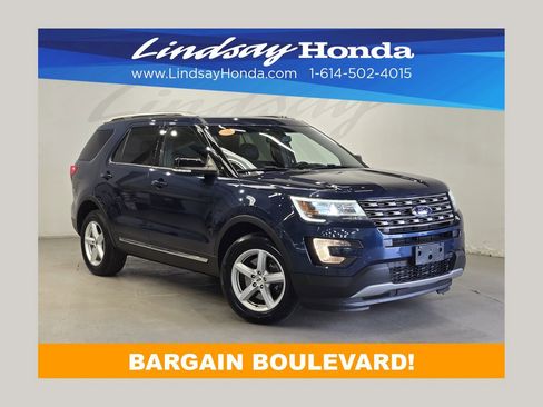 Used 2016 Ford Explorer XLT w/ Equipment Group 202A AWD/4WD image 1