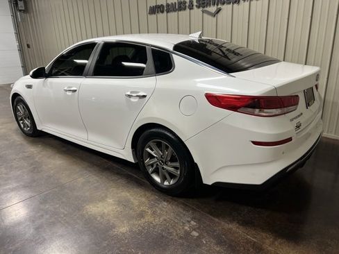 Used 2019 Kia Optima LX image 5