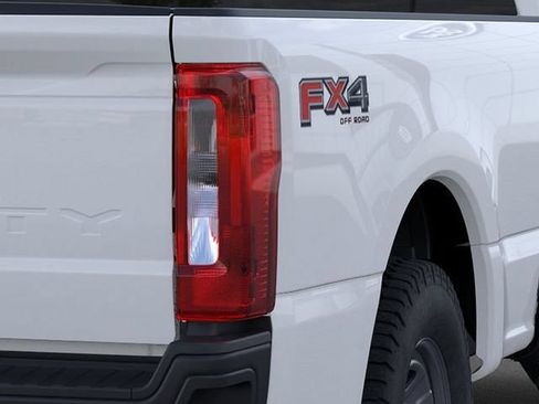 New 2026 Ford F350 XL w/ FX4 Off-Road Package AWD/4WD image 20