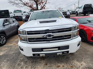 Used 2018 Chevrolet Silverado 2500 High Country w/ Duramax Plus Package video 2