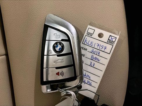 Used 2019 BMW X3 xDrive30i w/ Driving Assistance Package AWD/4WD image 14