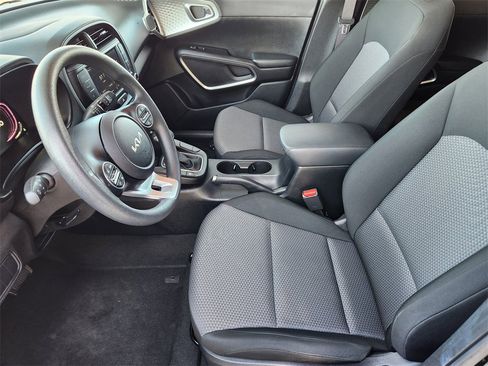 Used 2023 Kia Soul LX w/ Option Group 015 image 14