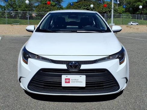 Certified 2025 Toyota Corolla LE FWD image 10