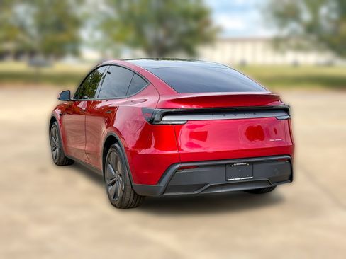 Used 2026 Tesla Model Y Long Range AWD/4WD image 9