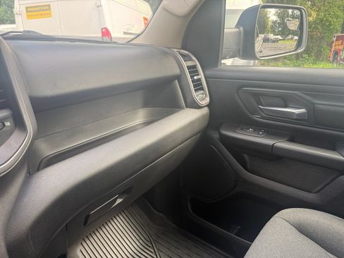 Used 2019 RAM 1500 Tradesman AWD/4WD image 25