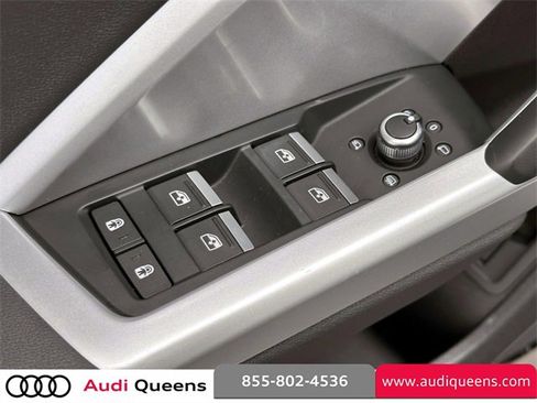 Certified 2025 Audi Q3 2.0T Premium Plus w/ Premium Plus Package image 17