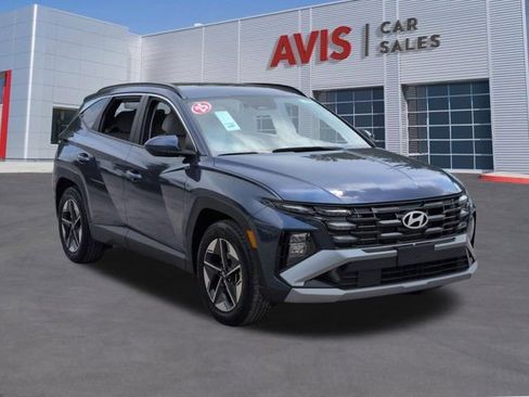 Used 2025 Hyundai Tucson SEL FWD image 3