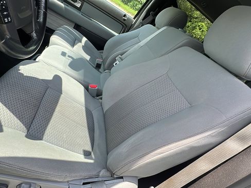 Used 2013 Ford F150 XLT w/ Off-Road Pkg image 11