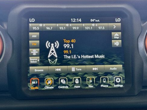 Used 2021 Jeep Gladiator Mojave AWD/4WD image 11