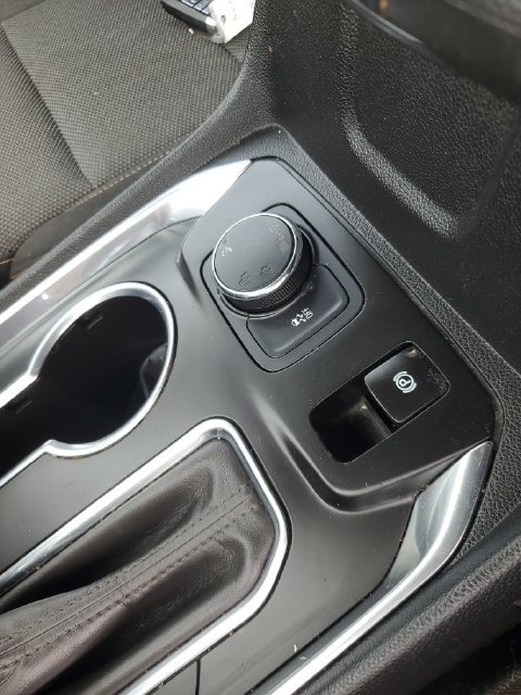 Used 2020 Chevrolet Traverse LT AWD/4WD image 19