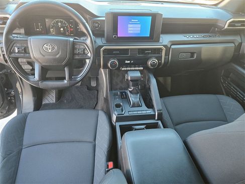 Used 2025 Toyota Tacoma SR image 12
