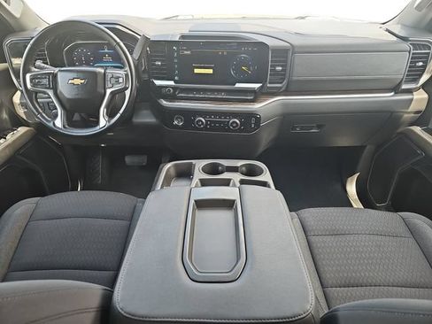Used 2023 Chevrolet Silverado 1500 LT AWD/4WD image 11