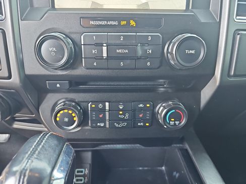 Used 2018 Ford F150 XLT w/ Equipment Group 302A Luxury AWD/4WD image 24