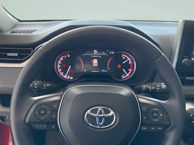 Used 2024 Toyota RAV4 XLE Premium AWD/4WD image 12