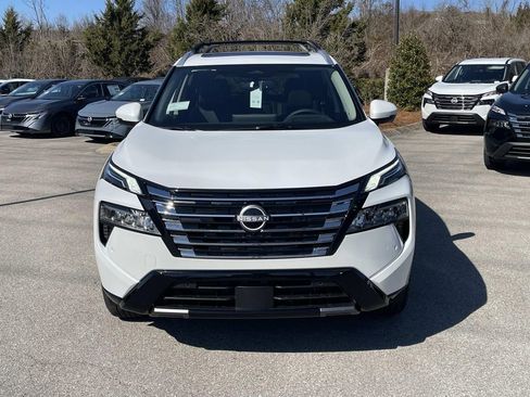 New 2026 Nissan Rogue Platinum w/ Platinum Premium Package AWD/4WD image 2