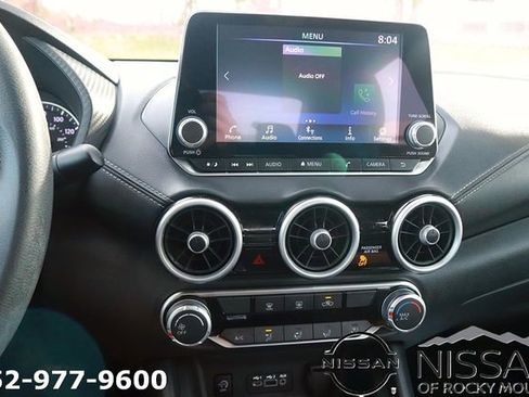 Used 2024 Nissan Sentra SV FWD image 19