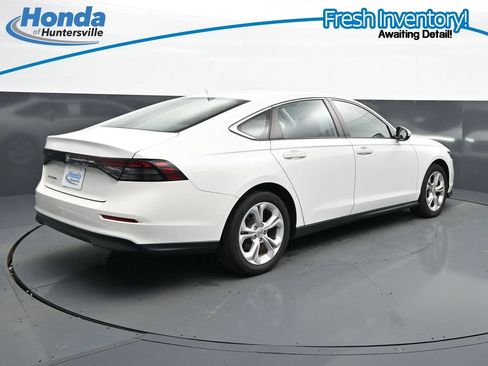 Used 2024 Honda Accord LX image 10