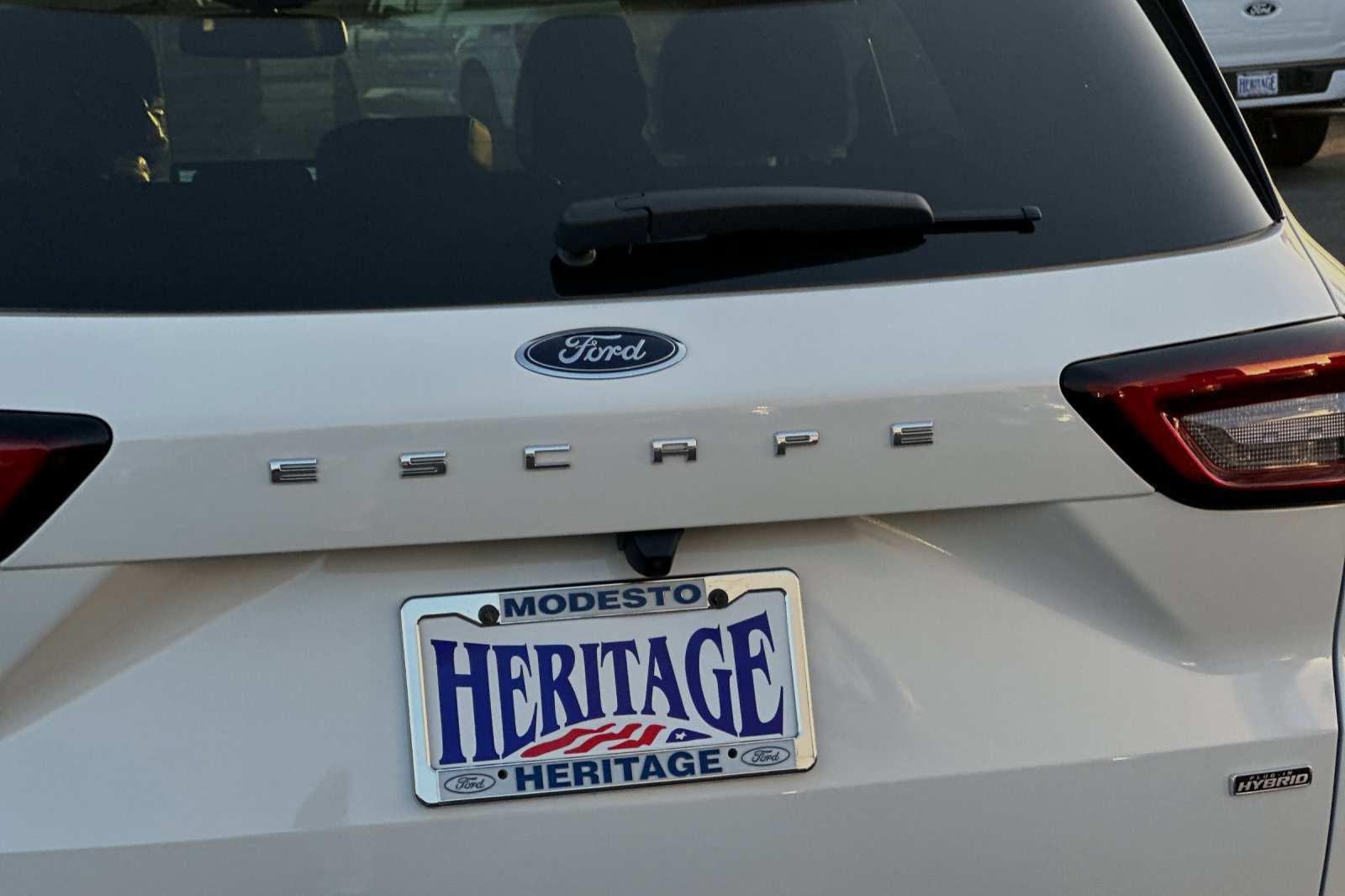 New 2024 Ford Escape SE w/ PHEV Premium Package FWD image 23