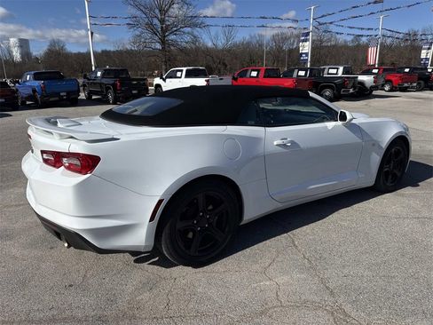 Used 2023 Chevrolet Camaro LT image 5