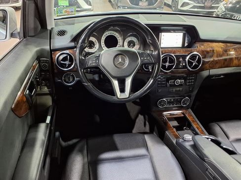 Used 2014 Mercedes-Benz GLK 350 4MATIC image 10