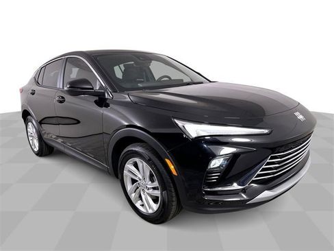 New 2026 Buick Envista Preferred w/ Convenience I Package image 2