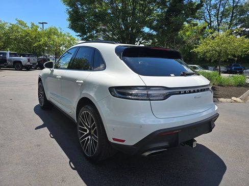Used 2023 Porsche Macan AWD/4WD image 6