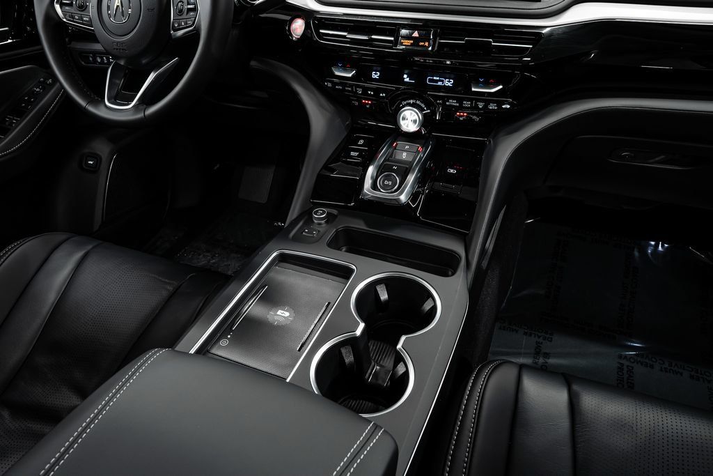 New 2026 Acura MDX w/ Technology Package FWD image 18