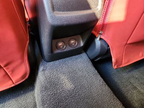 Used 2023 Kia K5 LXS image 32