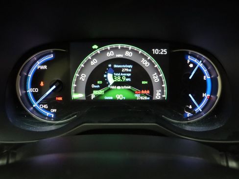 Certified 2025 Toyota RAV4 XLE Premium AWD/4WD image 39