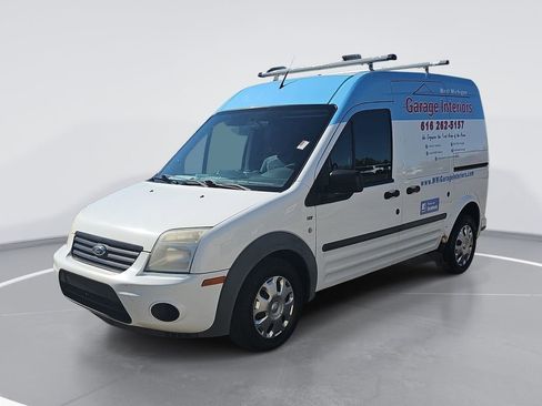 Used 2010 Ford Transit Connect XLT FWD image 9
