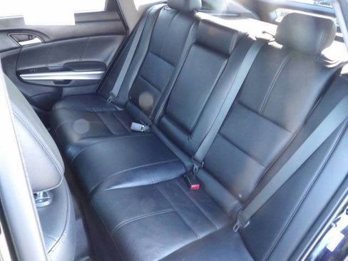 Used 2013 Honda Crosstour EX-L image 18