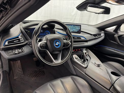 Used 2019 BMW i8 Roadster AWD/4WD image 13