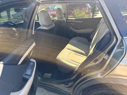 Used 2021 Subaru Outback Premium AWD/4WD image 20