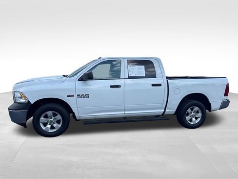 Used 2015 RAM 1500 ST w/ SXT Appearance Group AWD/4WD image 4
