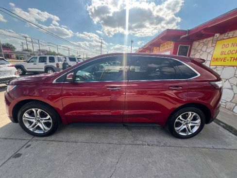 Used 2017 Ford Edge Titanium w/ Equipment Group 301A FWD image 8