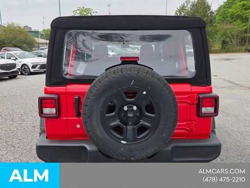 Used 2024 Jeep Wrangler Unlimited Sport AWD/4WD image 13