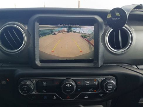 Used 2023 Jeep Wrangler Unlimited Rubicon 4xe AWD/4WD image 20
