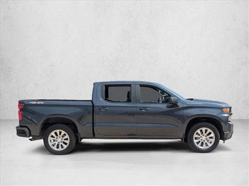 Used 2021 Chevrolet Silverado 1500 Custom image 4