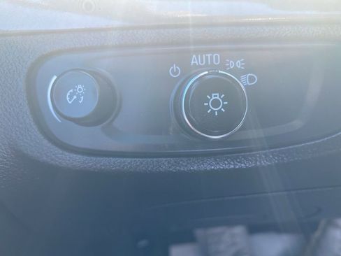 Used 2021 Buick Encore Preferred w/ Safety Package II image 13