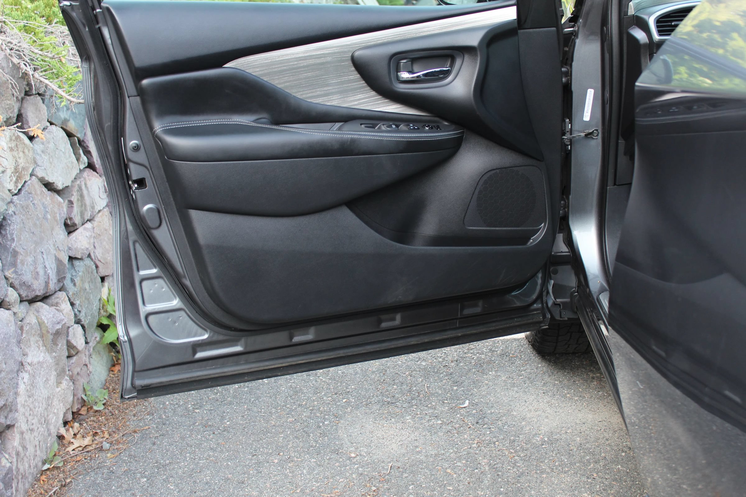 Used 2015 Nissan Murano S AWD/4WD image 12