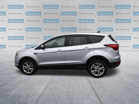 Used 2019 Ford Escape SE FWD image 10
