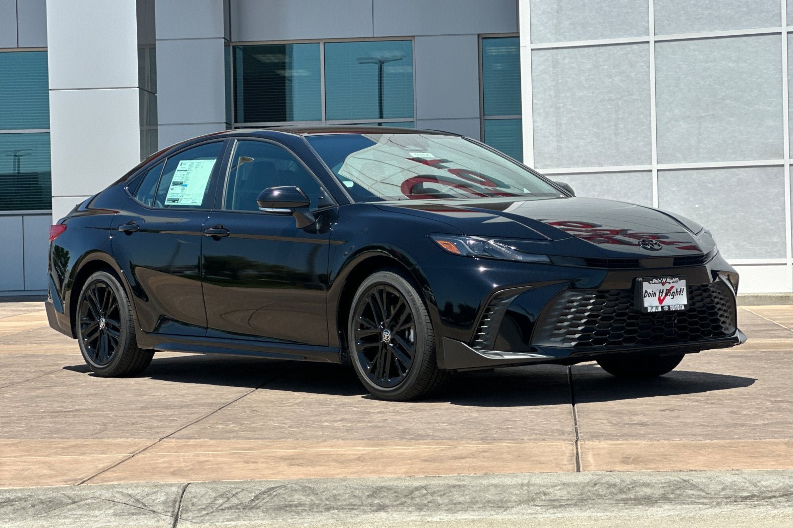 New 2026 Toyota Camry SE FWD image 2