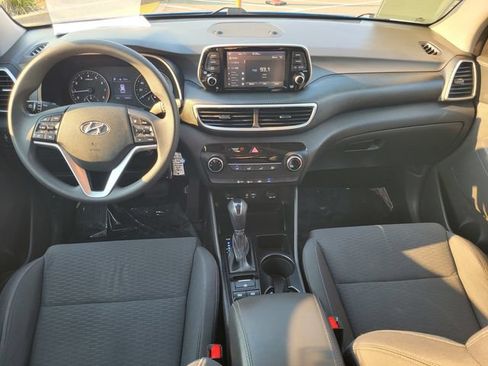Used 2020 Hyundai Tucson SE AWD/4WD image 16