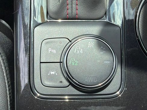 Used 2023 Chevrolet Blazer RS w/ Driver Confidence II Package AWD/4WD image 37