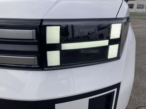 Used 2025 Hyundai Santa Fe SEL image 10