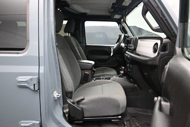 Used 2024 Jeep Wrangler Unlimited Sport AWD/4WD image 23