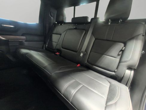 Used 2019 Chevrolet Silverado 1500 High Country w/ Technology Package AWD/4WD image 13