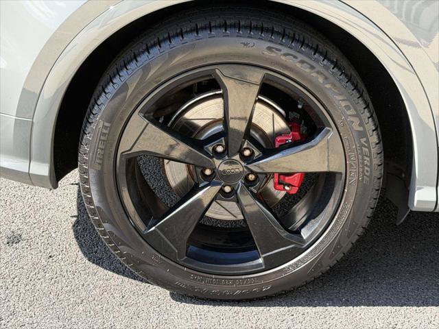 Used 2020 Audi SQ5 Premium Plus w/ Premium Plus Package AWD/4WD image 8
